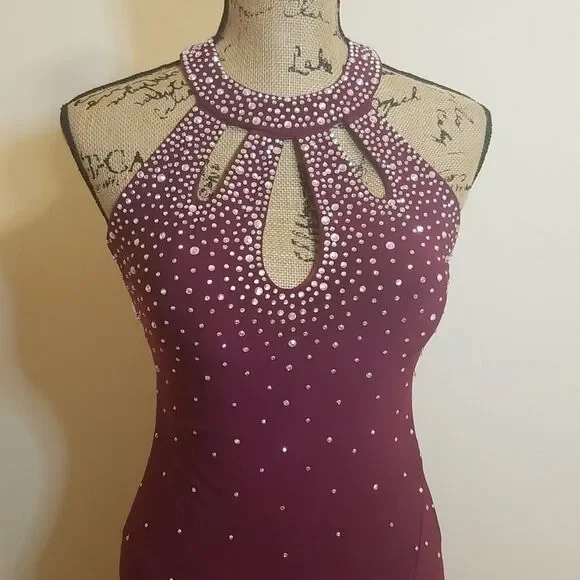 Morgan & Co. Burgundy Embellished Halter Maxi Dress | Low Back | Size 1/2 - Picture 3 of 10